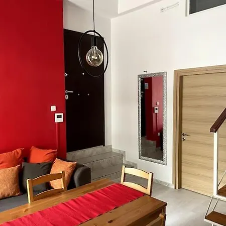 Comfy Apartment With Low Ceiling Attic Athènes Extérieur photo
